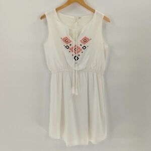 Kenji Anthropologie dress size 6 white native feel beaded bodice elastic waist